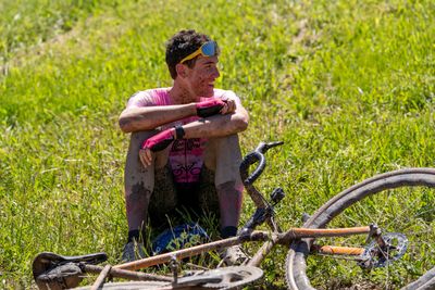 Ashlin Barry and Devon Clarke win UCI World Series round at Blue Mountains Gravel Fondo