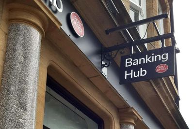 Labour sets out plans for hundreds of new banking hubs