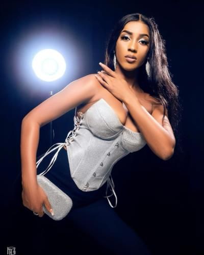 Julia Edima Stuns In Coordinated Dark Blue And Grey Outfit