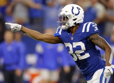 PFF leaves Colts’ Julian Blackmon off top safety rankings