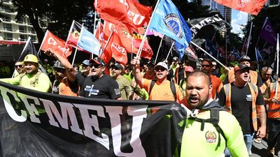 Labor steps in to break up 'dysfunctional' CFMEU