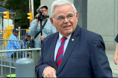 Prosecutors try to link alleged bribes of Sen. Bob Menendez to appointment of federal prosecutor