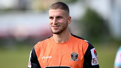 Luckless Adam Doueihi pens new deal with Wests Tigers