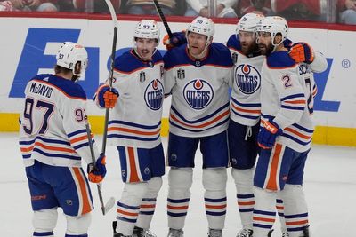 Oilers fend off elimination again, top Panthers 5-3 in Game 5 of Stanley Cup Final