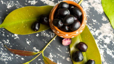 9 health benefits of consuming Jamun in summers