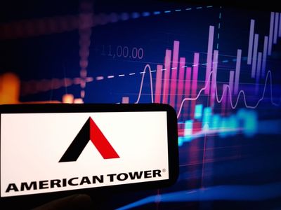 Is American Tower Stock Underperforming the S&P 500?