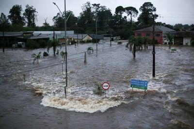 Tropical Storm Alberto Hits Gulf, Brings Heavy Rain And Coastal Flooding To Texas