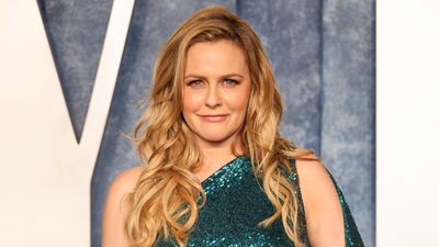 Alicia Silverstone's fruit tree is the perfect backyard plant for a sweet summer treat – and it's particularly patio-friendly