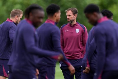 Gareth Southgate calls special meeting to prime players before Denmark test at Euro 2024