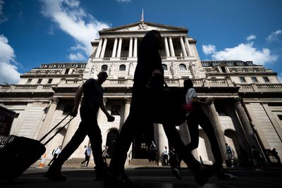 UK interest rates: Bank of England announces interest rate decision after fall in inflation