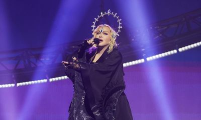 Madonna fans who sued singer over late concert start dismiss their own lawsuit