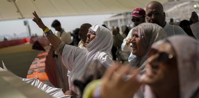 Amid scorching heat, 900 people died this week in Saudi Arabia. Climate change has made the Hajj pilgrimage more risky
