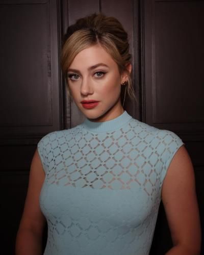 Lili Reinhart Stuns In Blue Outfit With Perfect Makeup