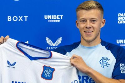Rangers officially confirm signing of ex-Aberdeen player Connor Barron
