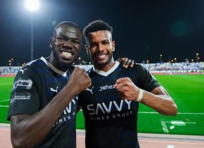 Kalidou Koulibaly And Teammates Celebrate Hard-Earned Victory Together
