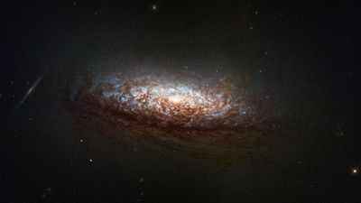 Hubble Telescope bounces back with glorious galaxy pic in '1-gyroscope mode'