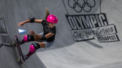 Teenage skateboard stars closing in on Olympic place