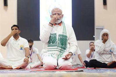 India's Modi Leads Yoga Day Celebration In Muslim-majority Kashmir