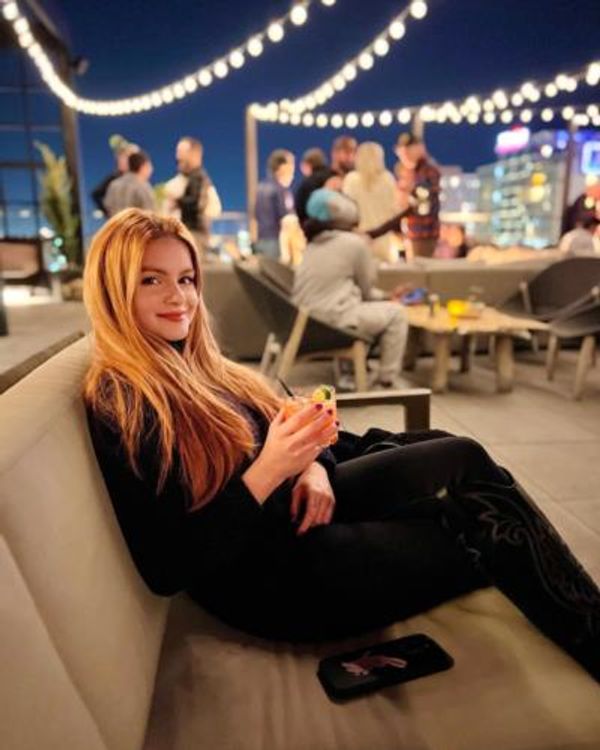 Ariel Winter Stuns In Bold Instagram Photoshoot