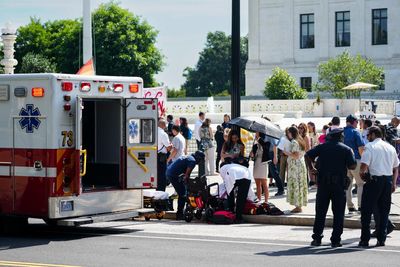 Heatwave continues to roast 65m people in US midwest and north-east