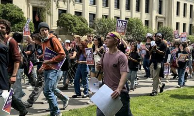 Occidental College Undergrad Workers Go Union