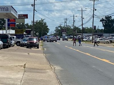 Suspected gunman who left three dead and 10 hurt at Arkansas supermarket is identified as 44-year-old man