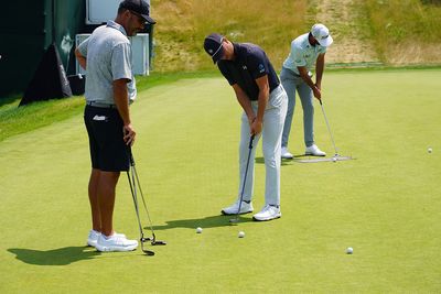 Jordan Spieth, struggling on the greens, tests two Scotty Cameron putters at Travelers Championship