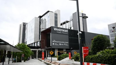 Man charged after hospital staff assaulted, slashed