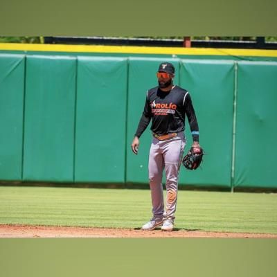 Ronny Rodríguez Showcases Determination And Skill On The Field