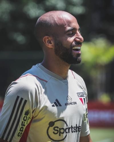 Lucas Moura Radiates Joy And Focus In Training Snapshot