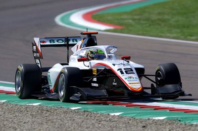 F3 Spain: Boya wins sprint race as Trident pair implode