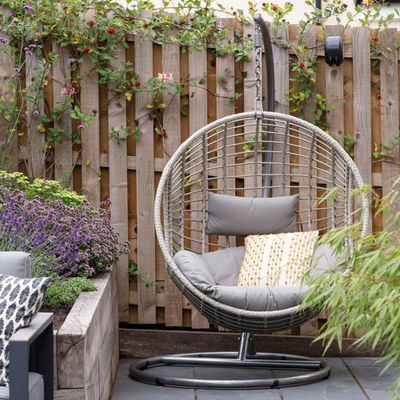 How to fix a fence – expert-approved ways restore them to their former glory without spending a fortune