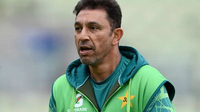 'Ridiculous and dangerous': Pakistan assistant coach Azhar Mahmood to take legal action against false allegations