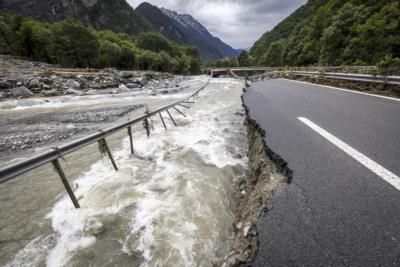 Swiss Rockslide Tragedy: One Found, Two Missing