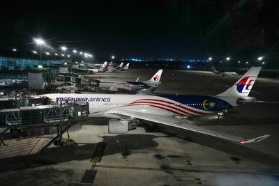 Malaysia Airlines flight forced to make U-turn after pressure issue