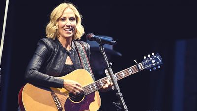 "You cannot bring people back from the dead and believe that they would stand for that”: Sheryl Crow slams Drake’s use of AI ‘Tupac’