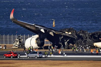 Japanese government panel proposes air traffic control measures to boost safety after Haneda crash