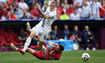 Slovenia wait on fitness of striker Benjamin Sesko for England test