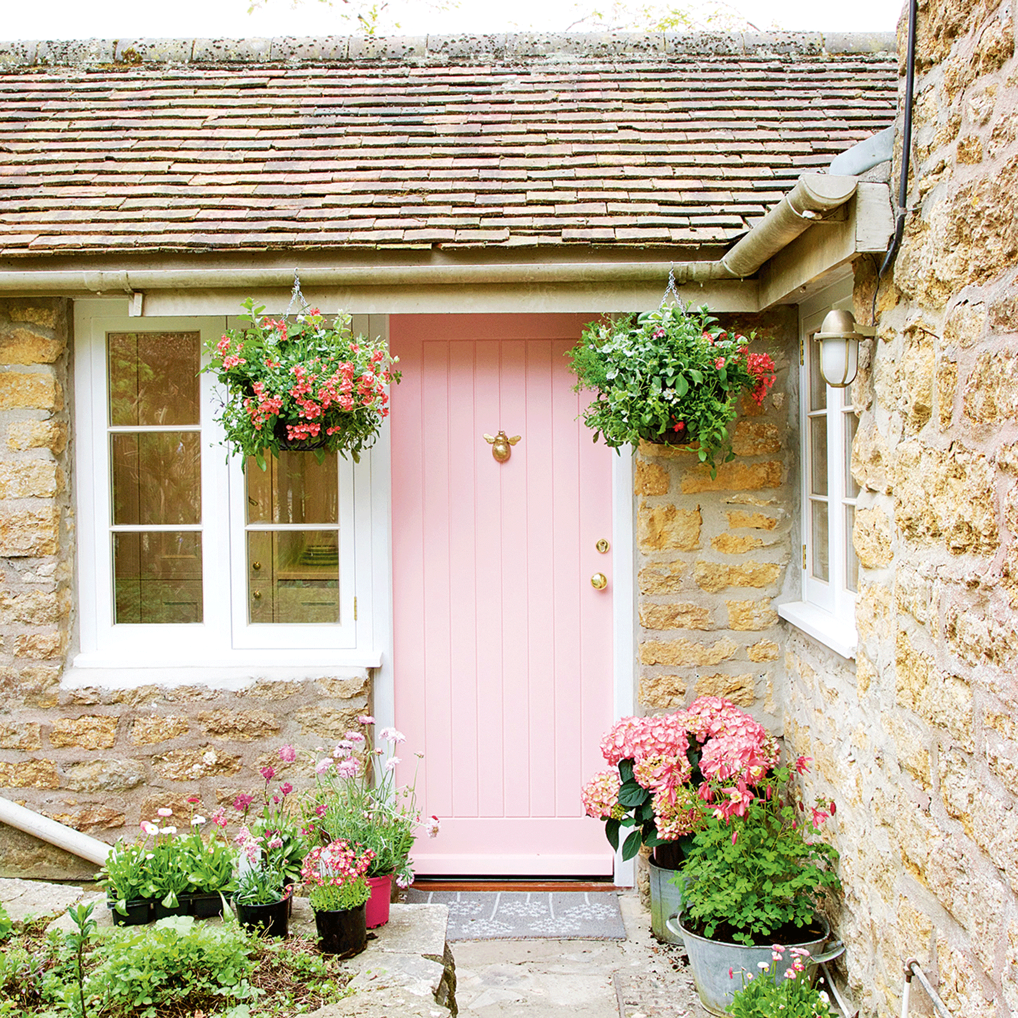 The 9 best plants for hanging baskets to create a pretty display to delight all the senses