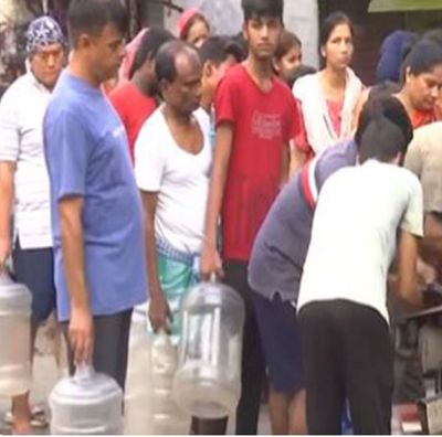 Delhi Water Crisis: Residents struggle to get water amid ongoing water paucity