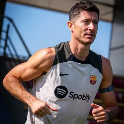 Robert Lewandowski's Intense Training Session Revealed Through Exclusive Photos