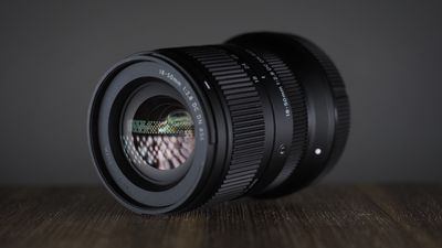 Sigma 18-50mm f/2.8 DC DN | C review: Sigma's first Canon RF lens is a hit
