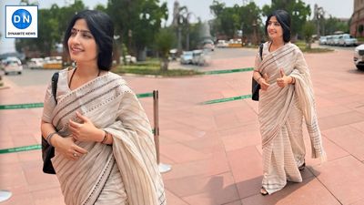 Dimple Yadav arrives at Parliament in cheerful mood to take oath as an MP