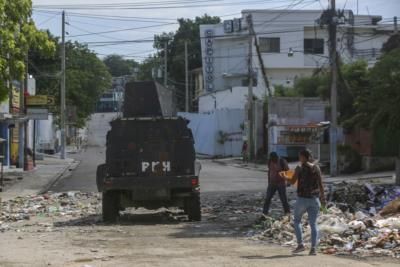 UN-Backed Kenyan Police Arrive In Haiti To Combat Gang Violence