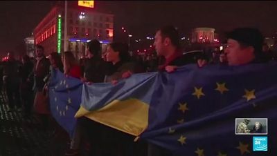 Ukraine and Moldova begin EU talks on joining the bloc