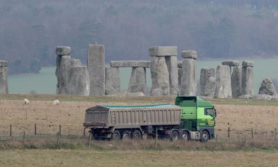 Stonehenge likely to be put on world heritage danger list over tunnel plan