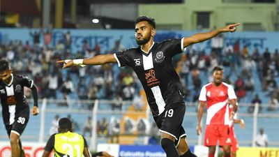 Mohammedan Sporting start CFL title defence by routing Wari AC 6-0