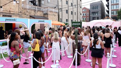 Peacock’s ‘Love Island’ Comes to Steamy Chicago Looking for Bombshells