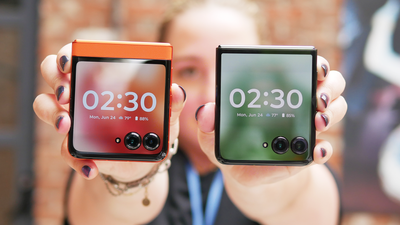 Motorola Razr 2024 vs Razr Plus 2024: What are the differences?