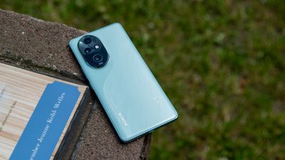 Honor's latest AI features want to fight deep fake videos and eye strain